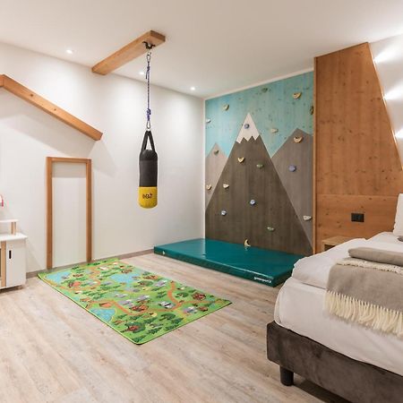 Sporting Hotel Пасо дел Тонале Екстериор снимка