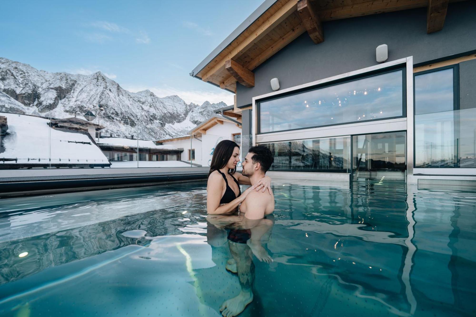 Sporting Hotel Пасо дел Тонале Екстериор снимка
