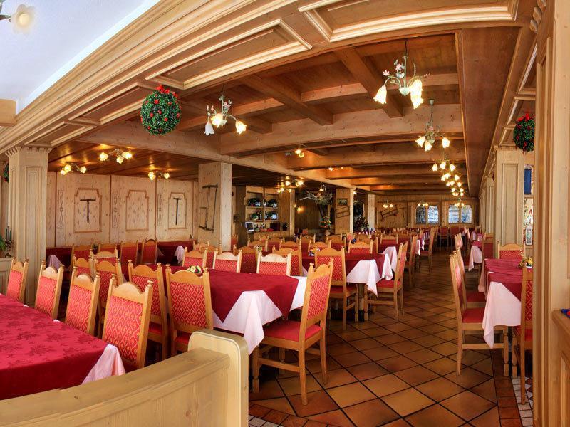 Sporting Hotel Пасо дел Тонале Екстериор снимка
