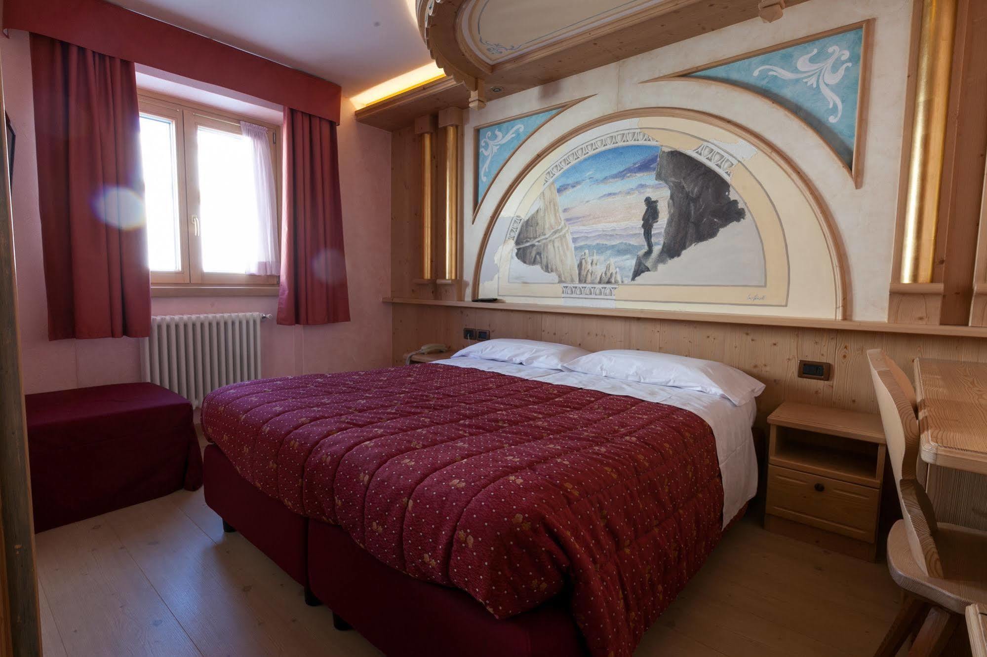 Sporting Hotel Пасо дел Тонале Екстериор снимка